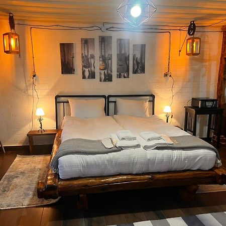 Hnameni Bovadzor Lodge Eksteriør billede