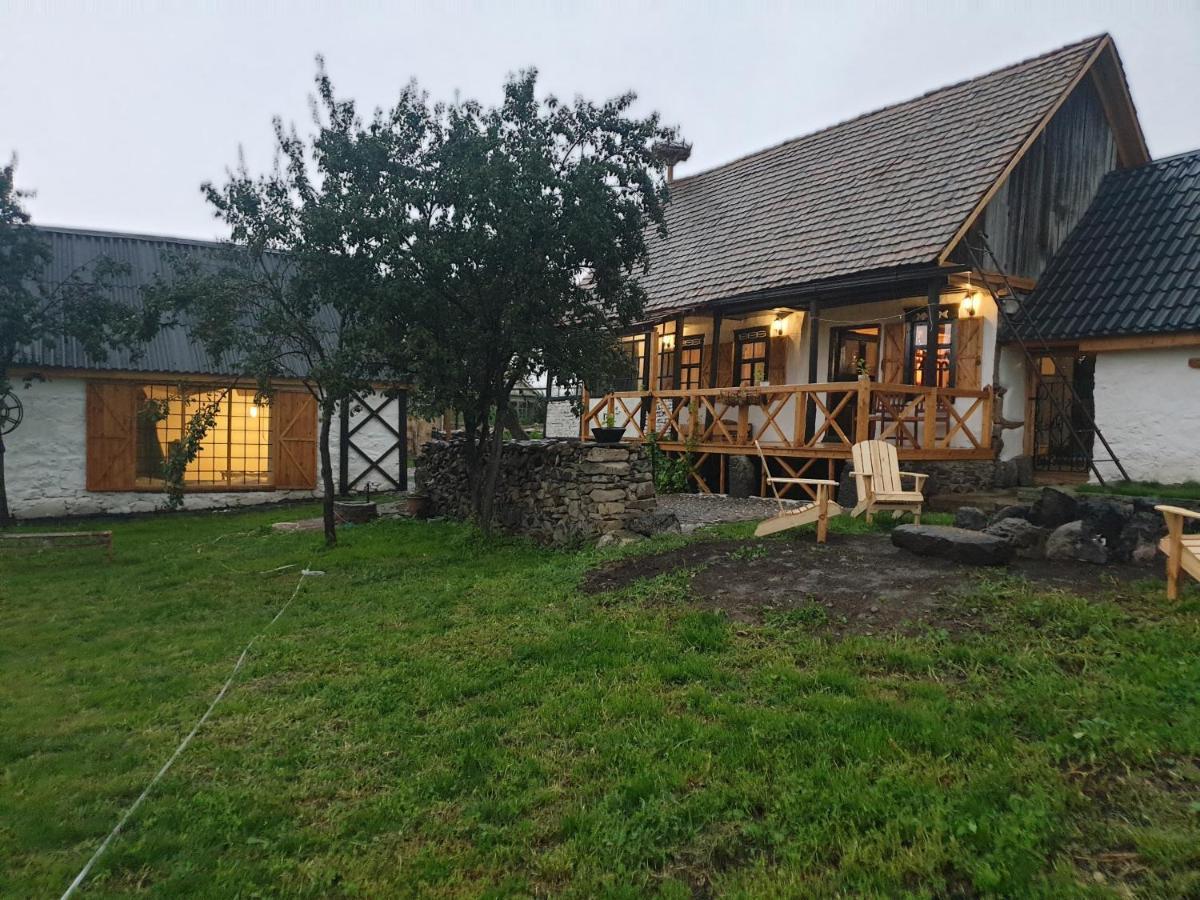 Hnameni Bovadzor Lodge Eksteriør billede