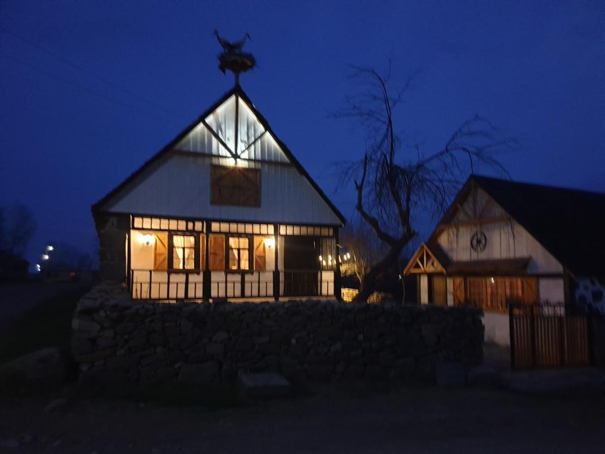 Hnameni Bovadzor Lodge Eksteriør billede