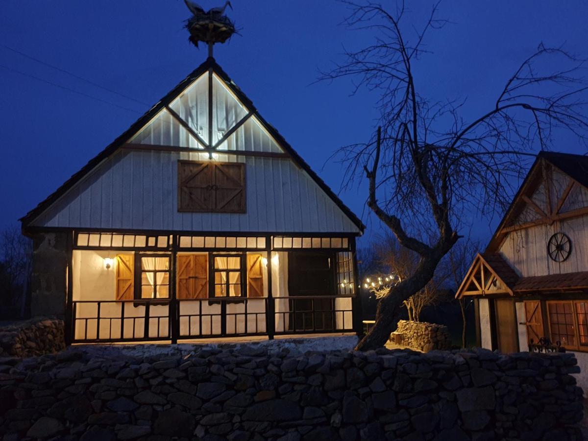 Hnameni Bovadzor Lodge Eksteriør billede