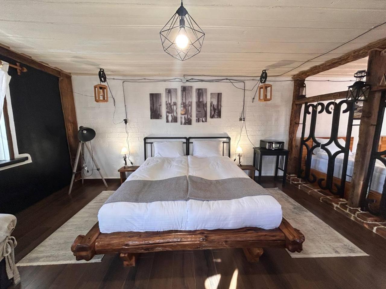 Hnameni Bovadzor Lodge Eksteriør billede
